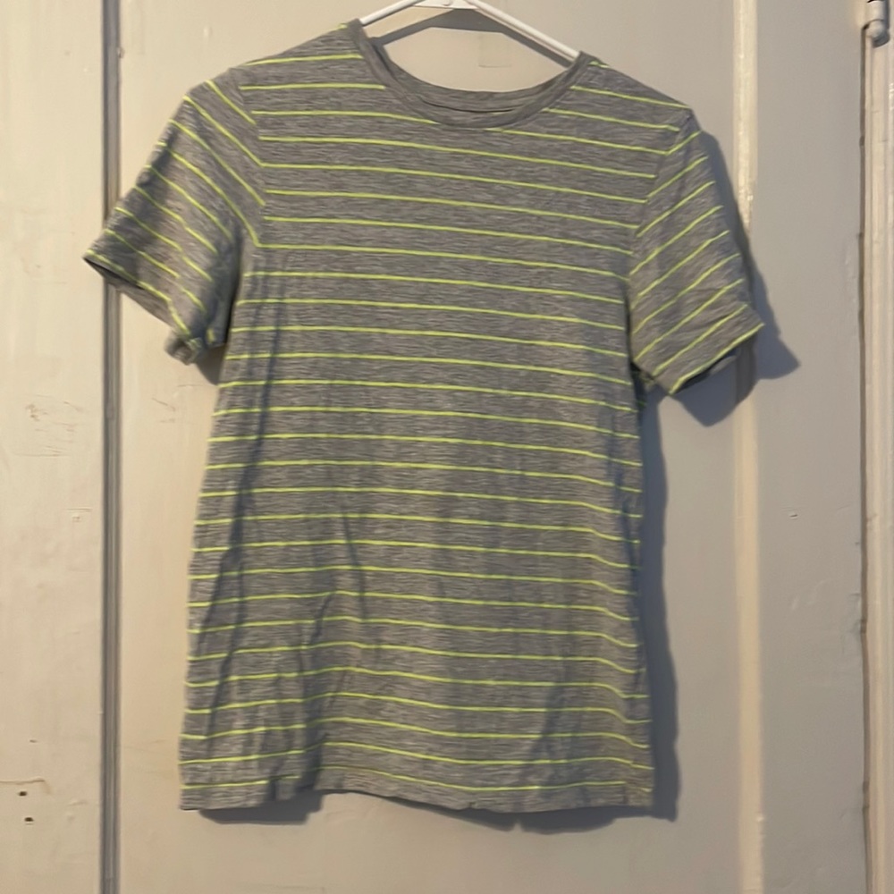 Green and gray stripped H&M t-shirt